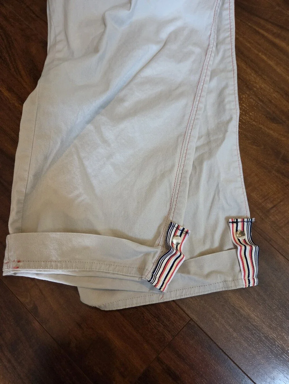Nike Youth 12-14 Beige Drawstring Cropped Pants